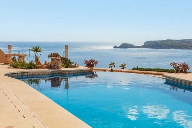 6 soverom Villa til salgs i Javea / Xàbia med svømmebasseng garasje - € 3 600 000 (Ref: 9642481)