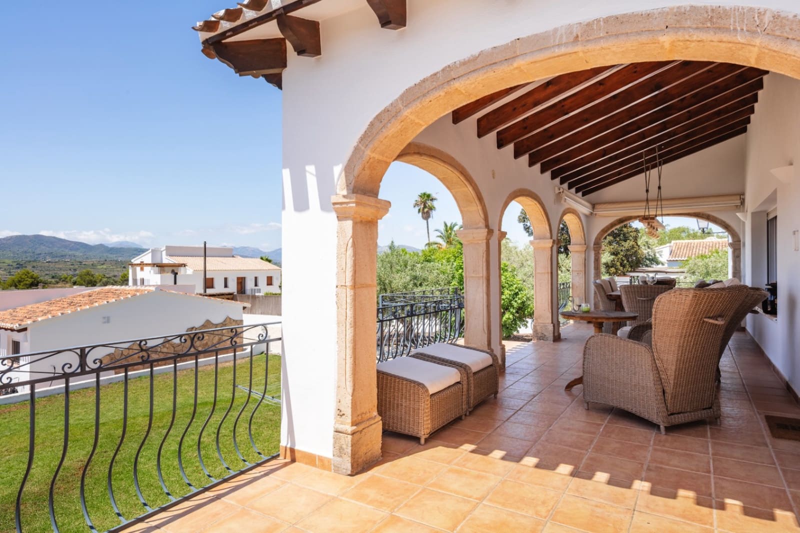 7 Zimmer Villa zu verkaufen in Javea / Xabia mit Pool Garage - 1.490.000 € (Ref: 9643369)