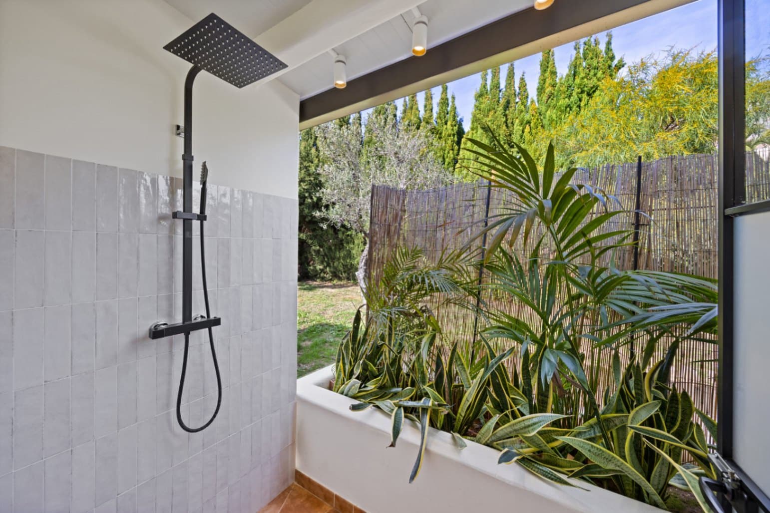 5 quarto Moradia para venda em Javea / Xabia com piscina garagem - 2 190 000 € (Ref: 9646730)