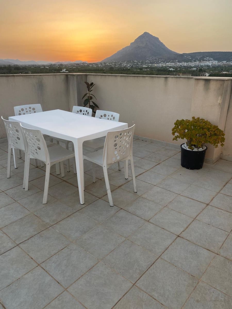 3 soverom Leilighet til salgs i Arenal med svømmebasseng garasje - € 475 000 (Ref: 9650519)