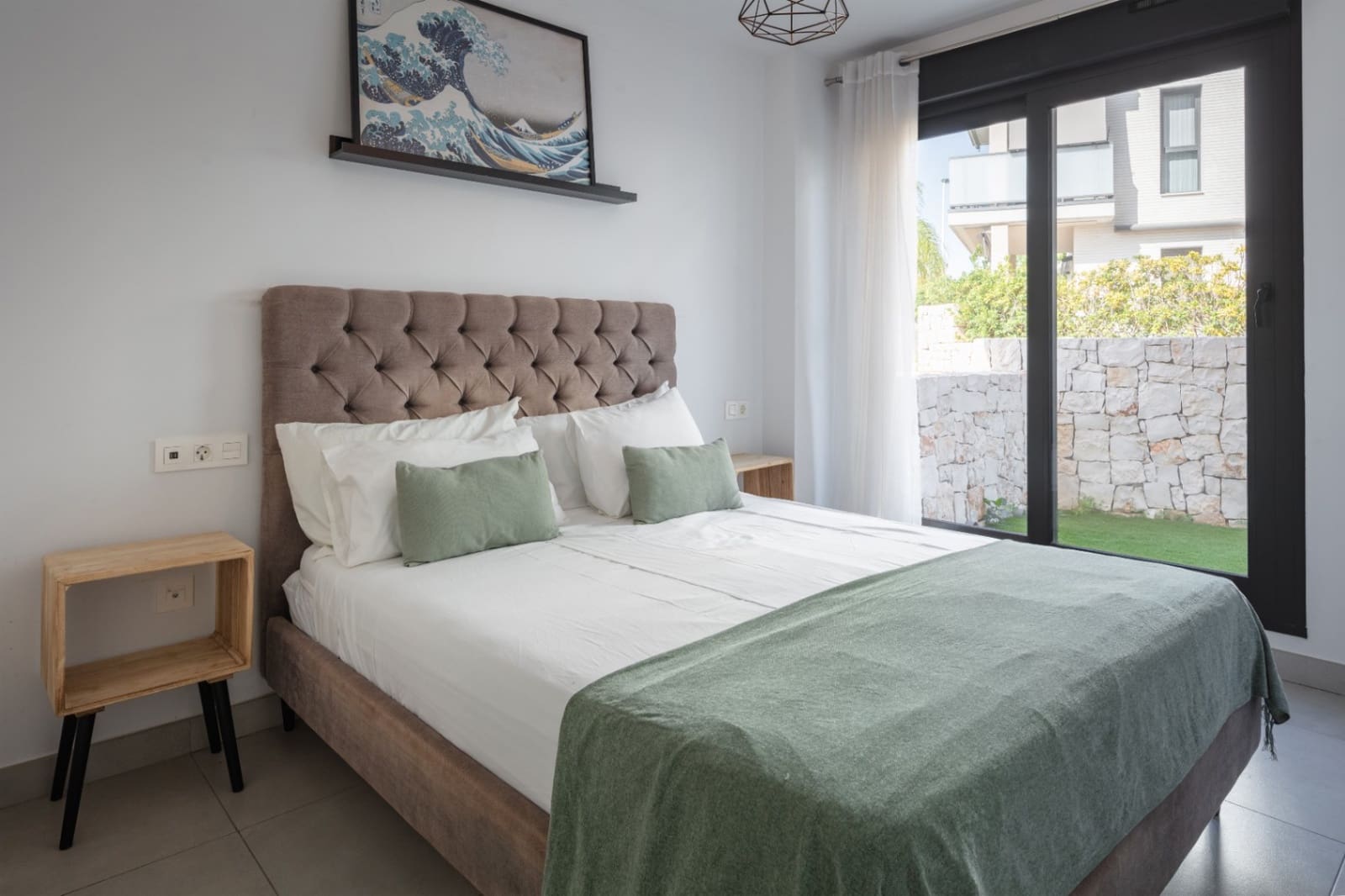 3 bedroom Apartment for sale in Arenal with pool garage - € 640,000 (Ref: 9714122)