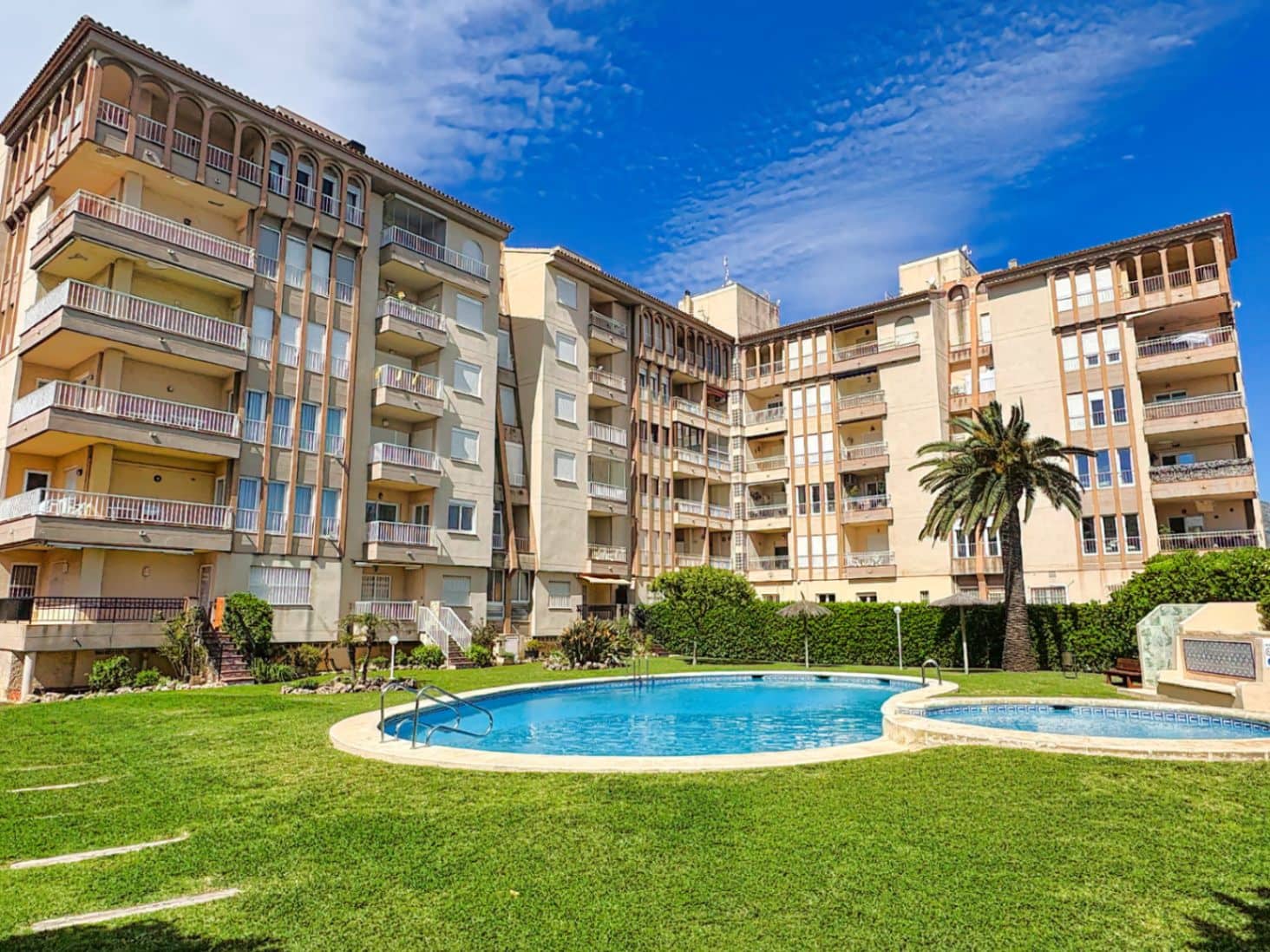 2 bedroom Apartment for sale in Arenal with pool - € 398,000 (Ref: 9740226)