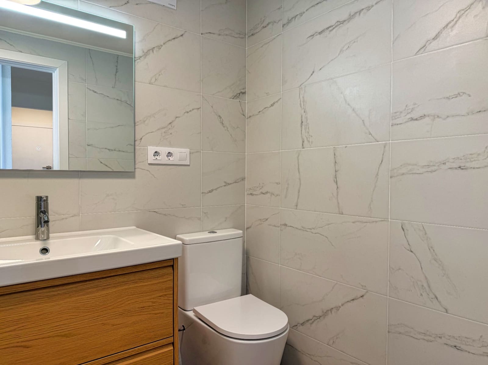 2 bedroom Apartment for sale in Arenal with pool - € 398,000 (Ref: 9740226)