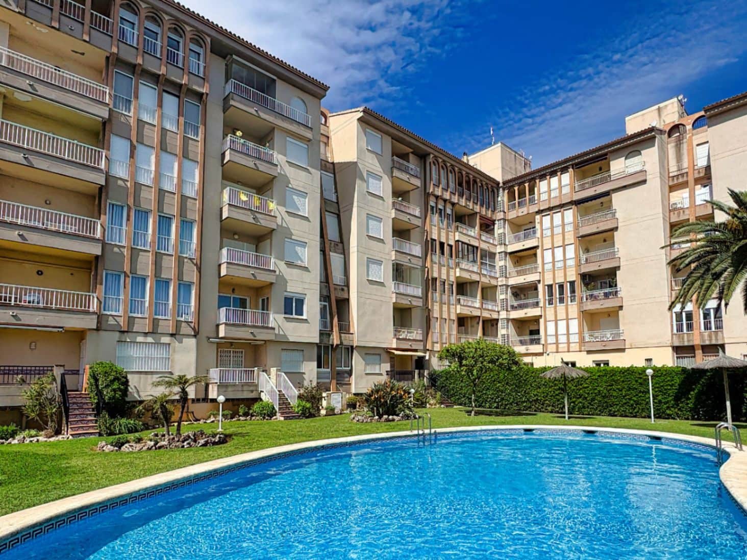 2 bedroom Apartment for sale in Arenal with pool - € 398,000 (Ref: 9740226)