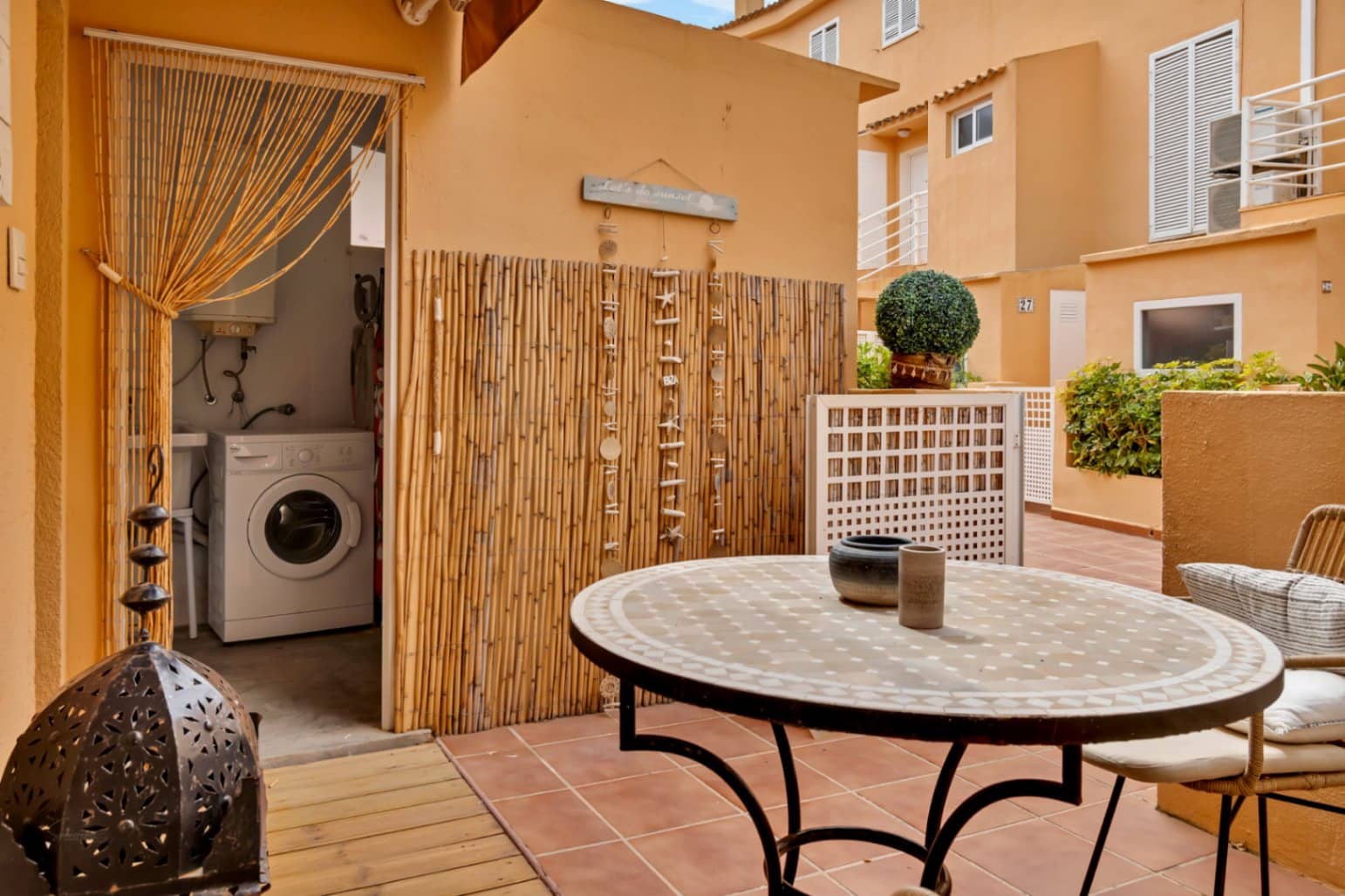 2 bedroom Apartment for sale in Arenal with pool garage - € 380,000 (Ref: 9752597)