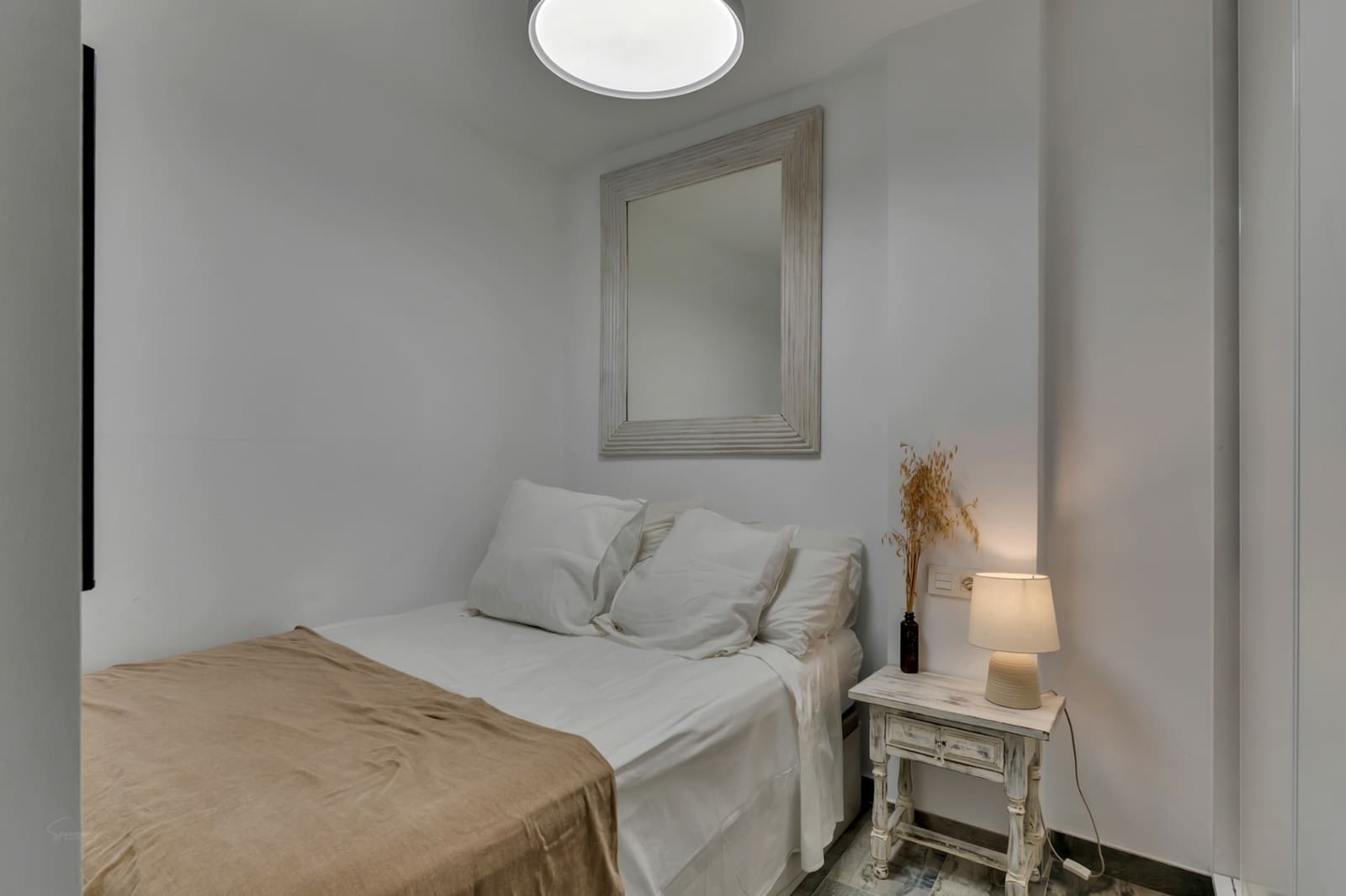 2 bedroom Apartment for sale in Arenal with pool garage - € 380,000 (Ref: 9752597)