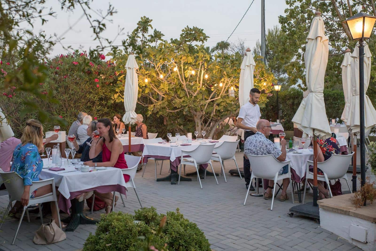 1 soverom Kommersiell til salgs i Javea / Xabia med garasje - € 950 000 (Ref: 9777138)