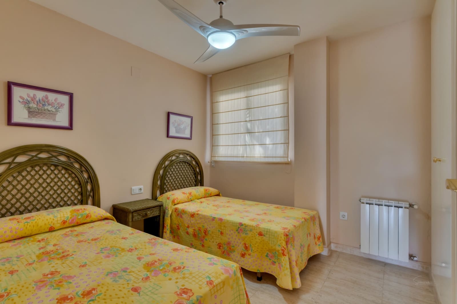 3 sypialnia Apartament na sprzedaż w Arenal z basenem garażem - 460 000 € (Ref: 9788016)