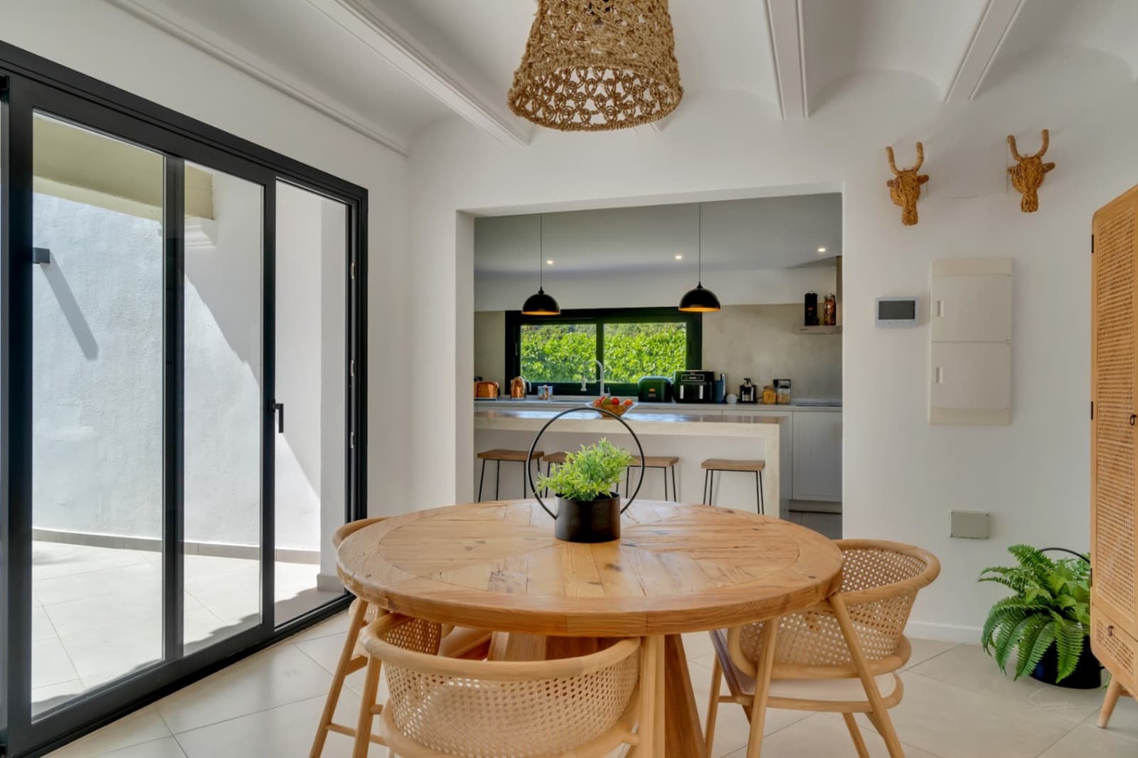 4 sypialnia Willa na sprzedaż w Javea / Xabia z basenem garażem - 1 430 000 € (Ref: 9788818)