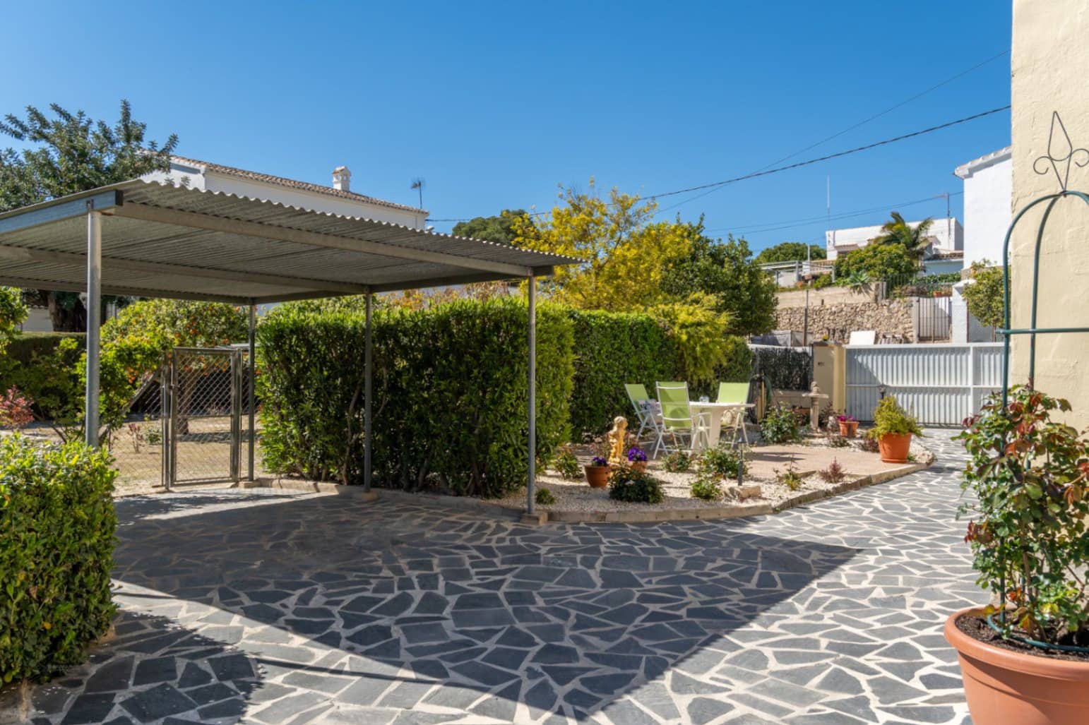 6 bedroom Villa for sale in Javea / Xabia with garage - € 880,000 (Ref: 9818853)