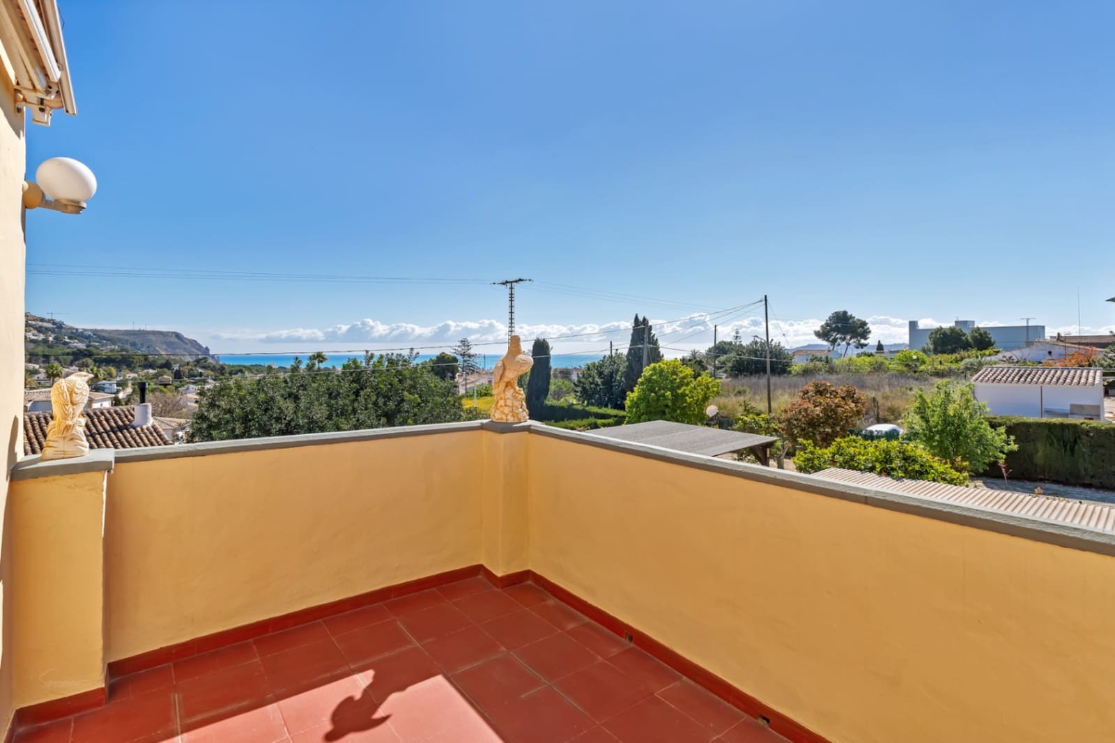 6 bedroom Villa for sale in Javea / Xabia with garage - € 880,000 (Ref: 9818853)