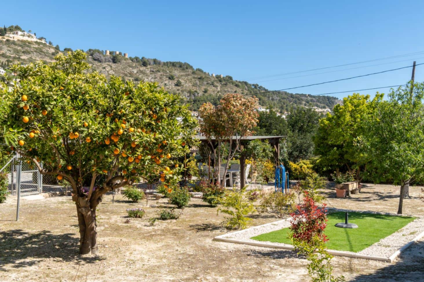 6 bedroom Villa for sale in Javea / Xabia with garage - € 880,000 (Ref: 9818853)