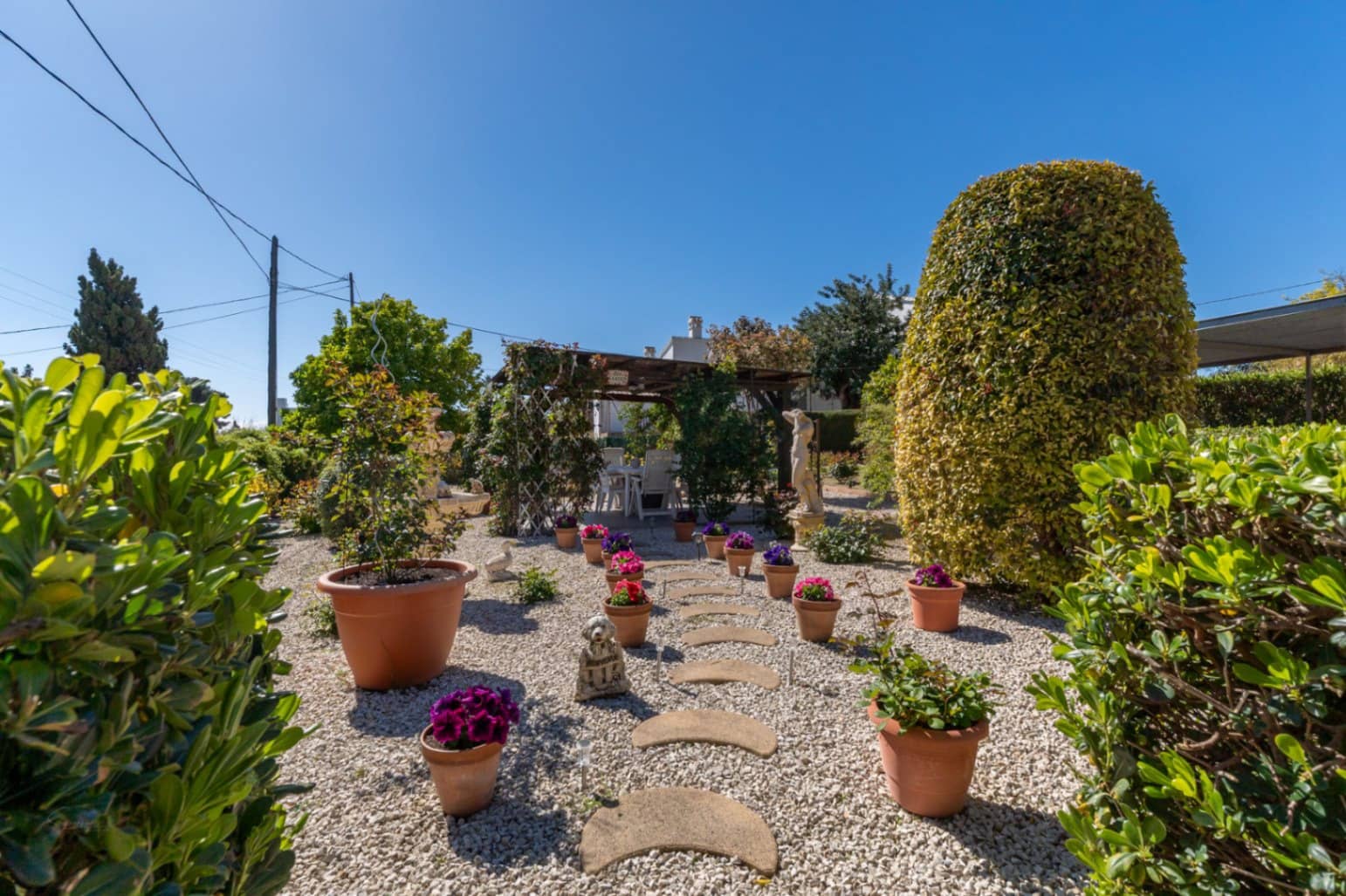 6 bedroom Villa for sale in Javea / Xabia with garage - € 880,000 (Ref: 9818853)