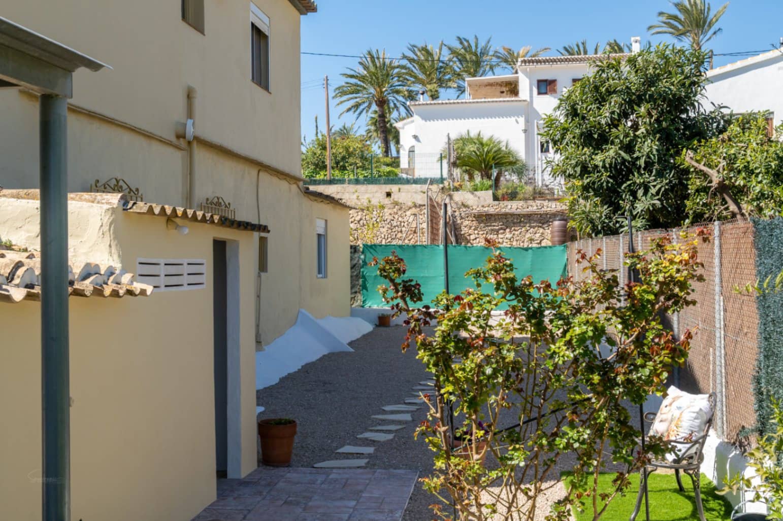 6 bedroom Villa for sale in Javea / Xabia with garage - € 880,000 (Ref: 9818853)