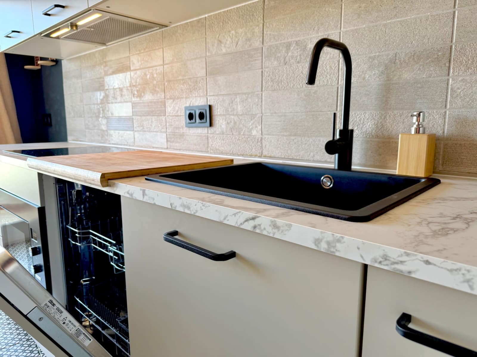 2 Zimmer Apartment zu verkaufen in Arenal mit Garage - 359.000 € (Ref: 9841326)