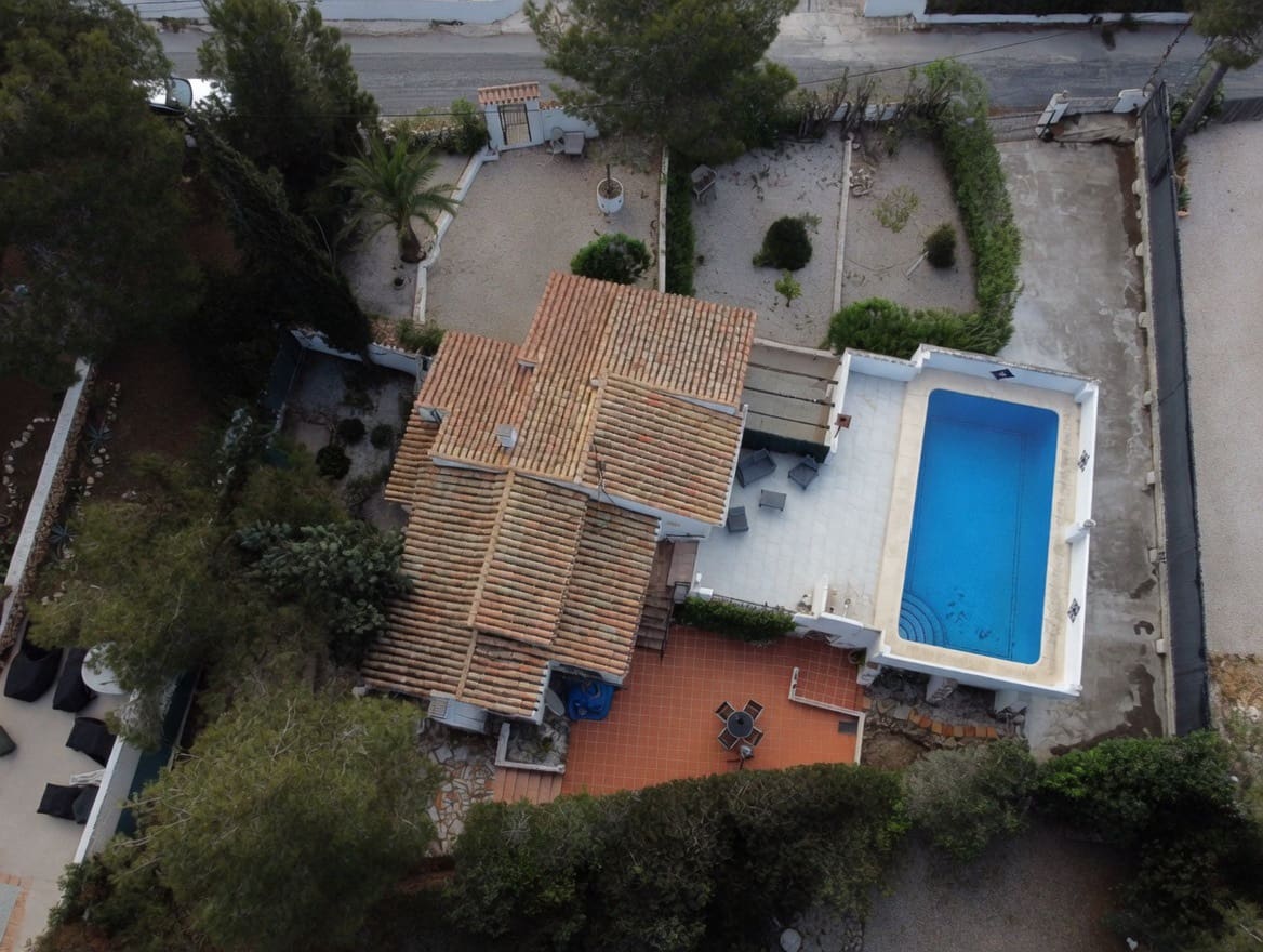 3 chambre Villa/Maison à vendre à Javea / Xabia avec piscine garage - 485 000 € (Ref: 9841773)