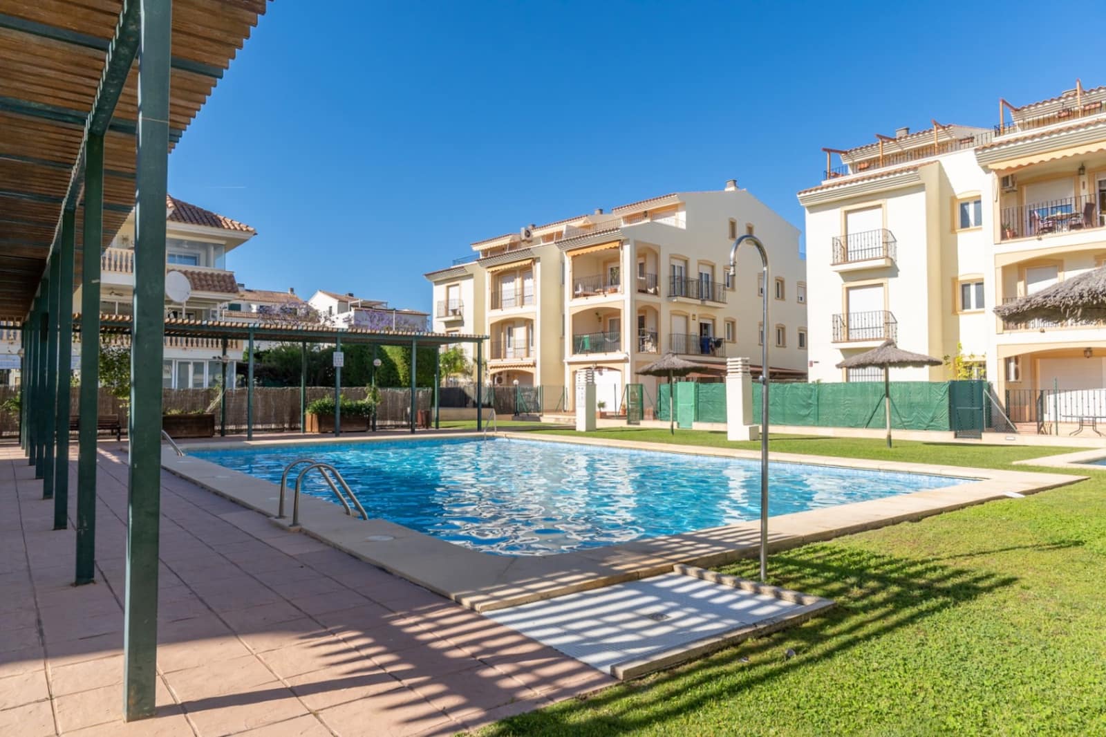 Apartamento de 5 habitaciones en Javea / Xàbia en venta con piscina garaje - 648.000 € (Ref: 9875435)