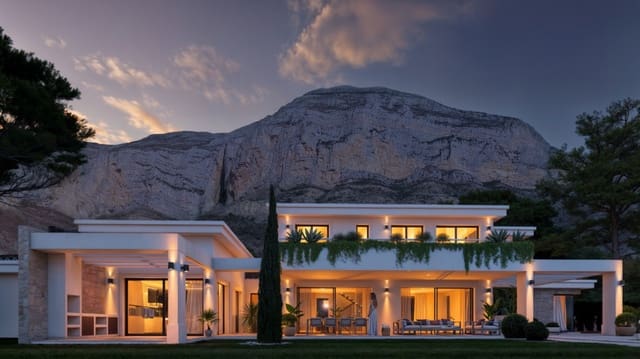 5 soverom Villa til salgs i Javea / Xàbia med garasje - € 2 950 000 (Ref: 9958781)