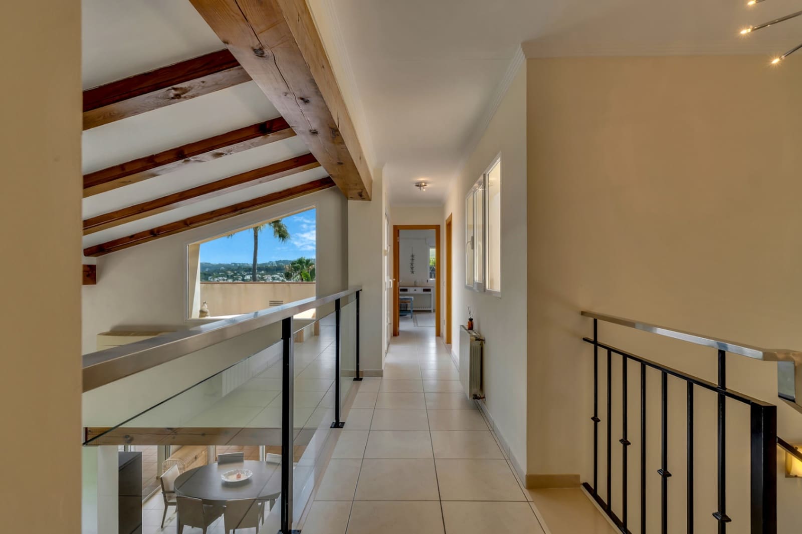 6 quarto Moradia para venda em Pinosol com piscina garagem - 1 650 000 € (Ref: 9976583)