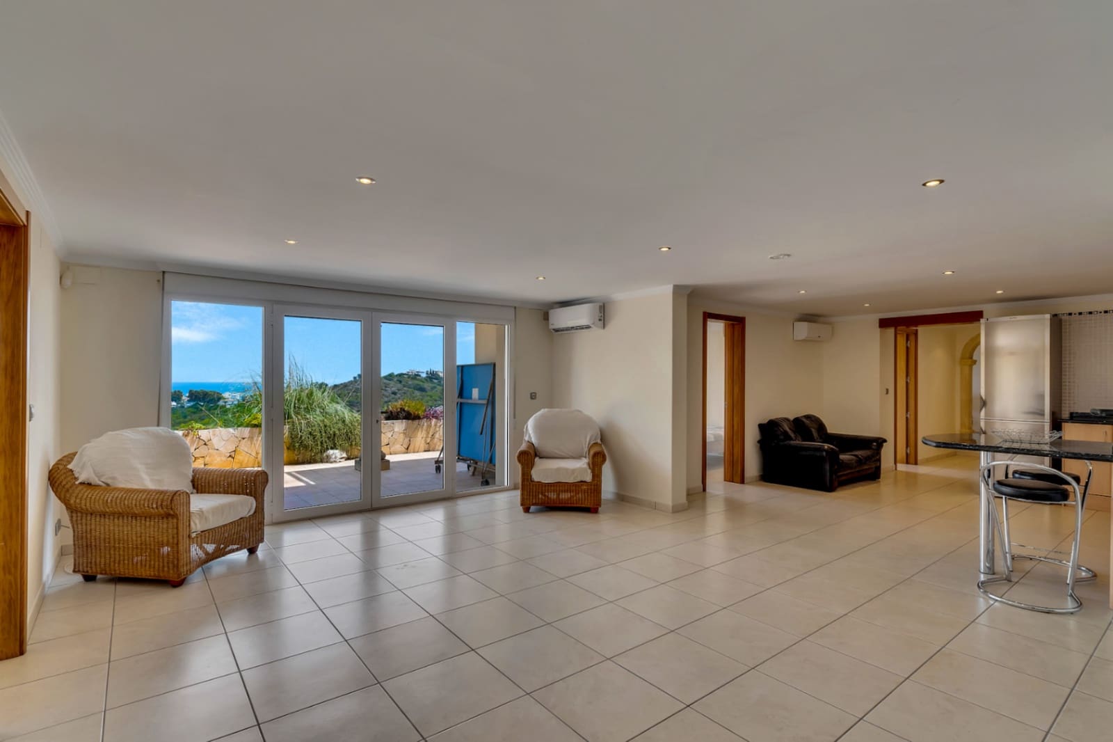 6 quarto Moradia para venda em Pinosol com piscina garagem - 1 650 000 € (Ref: 9976583)