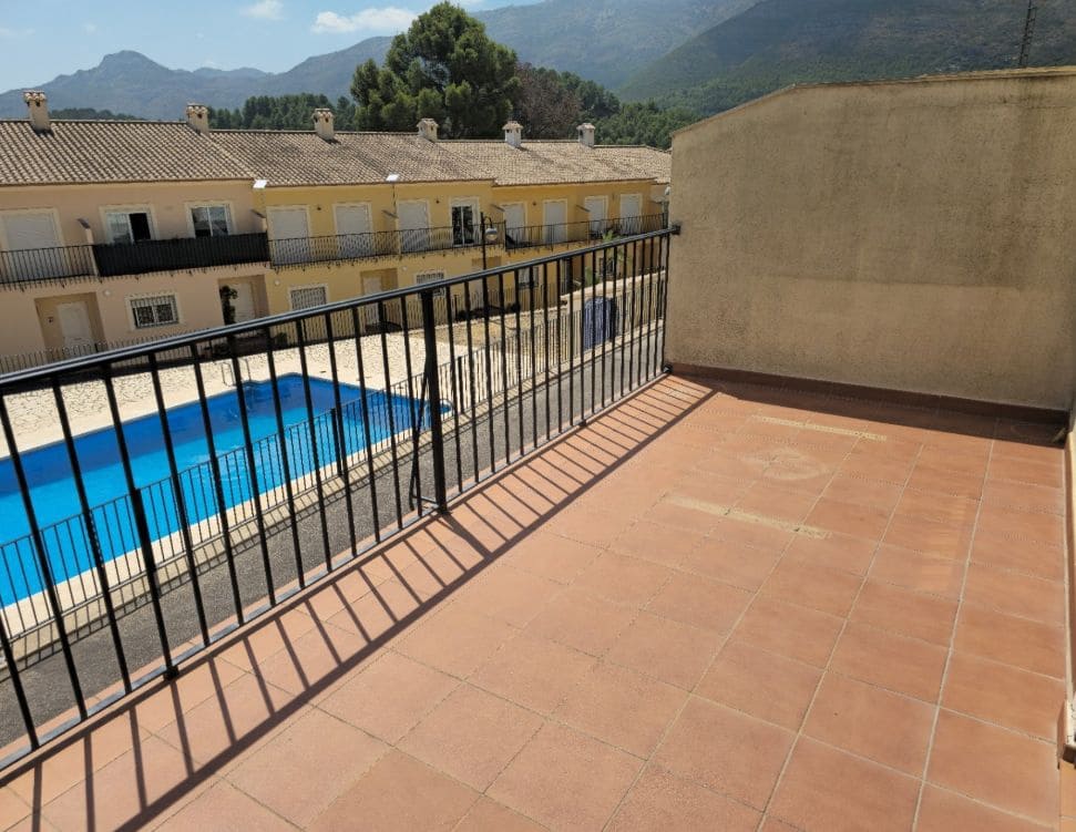 Adosado de 3 habitaciones en Murla en venta con piscina garaje - 269.000 € (Ref: 10014163)