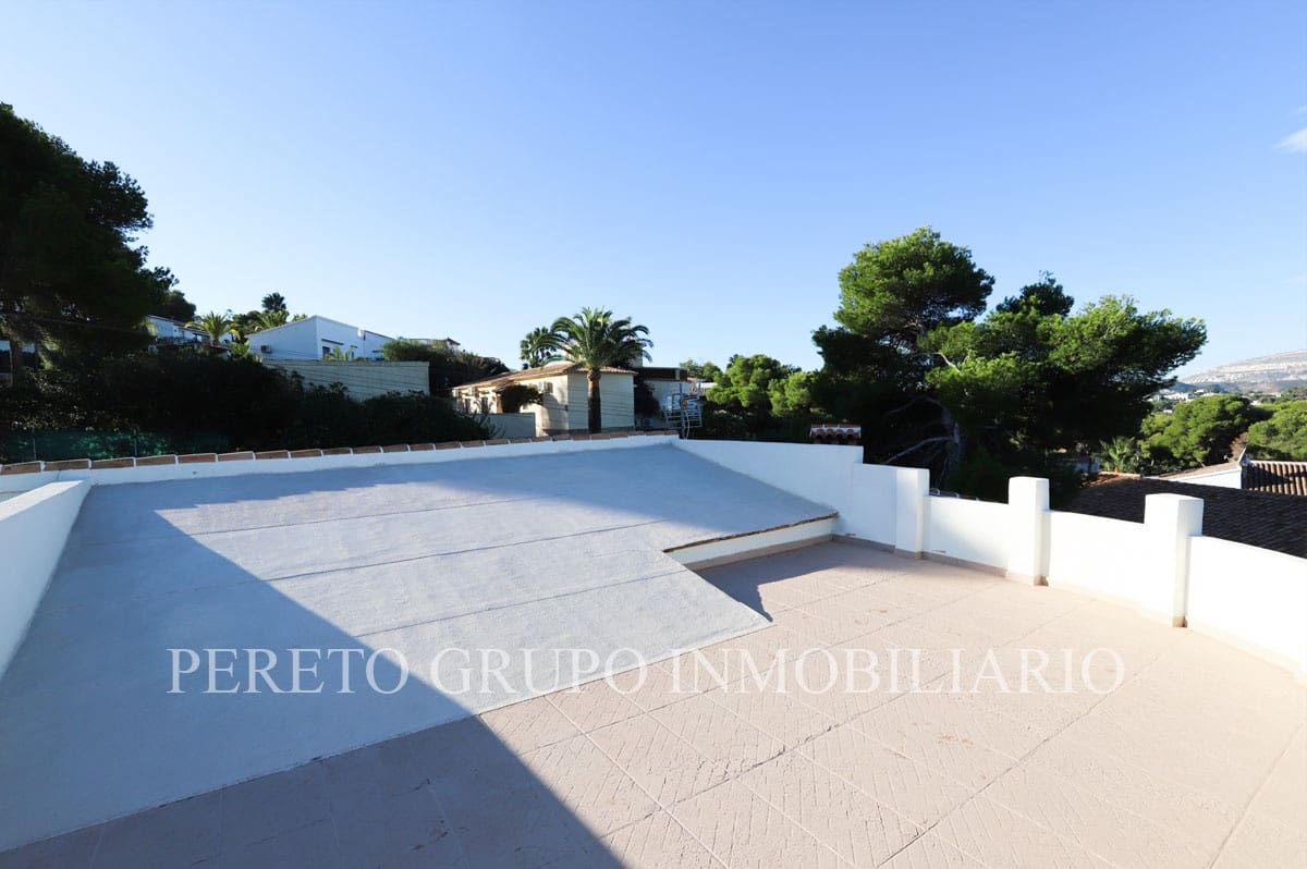 5 chambre Villa/Maison à vendre à Javea / Xabia avec piscine garage - 599 000 € (Ref: 10014323)