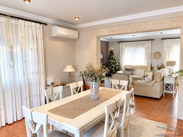 6 camera da letto Villa in vendita in Orba con piscina garage - 890.000 € (Rif: 10014327)