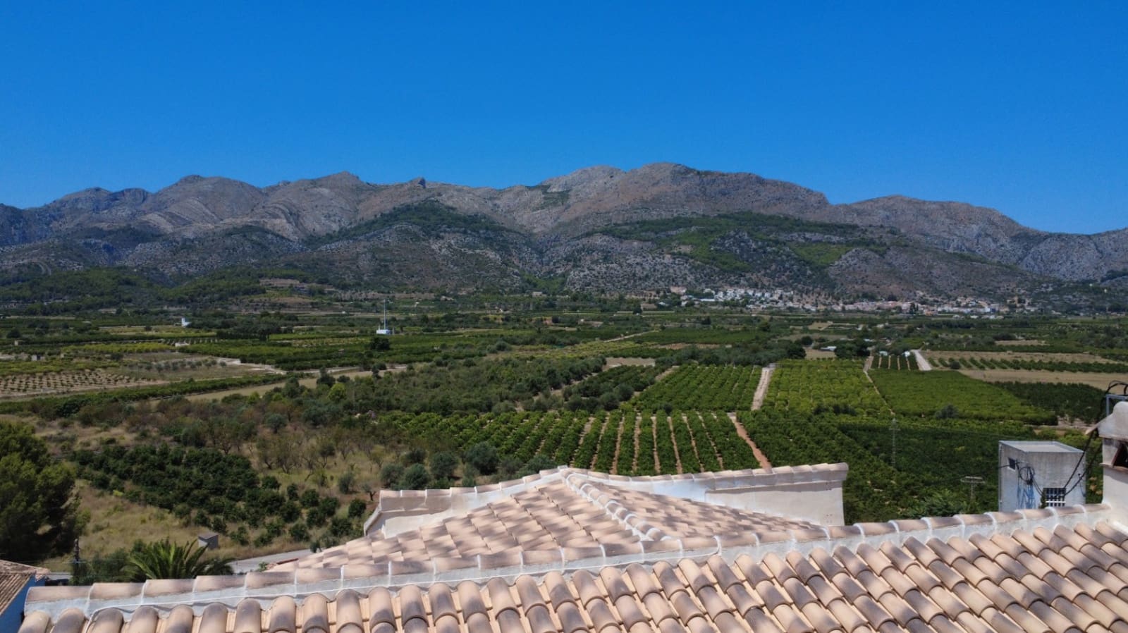 5 camera da letto Villa in vendita in Orba con piscina garage - 645.000 € (Rif: 10014329)