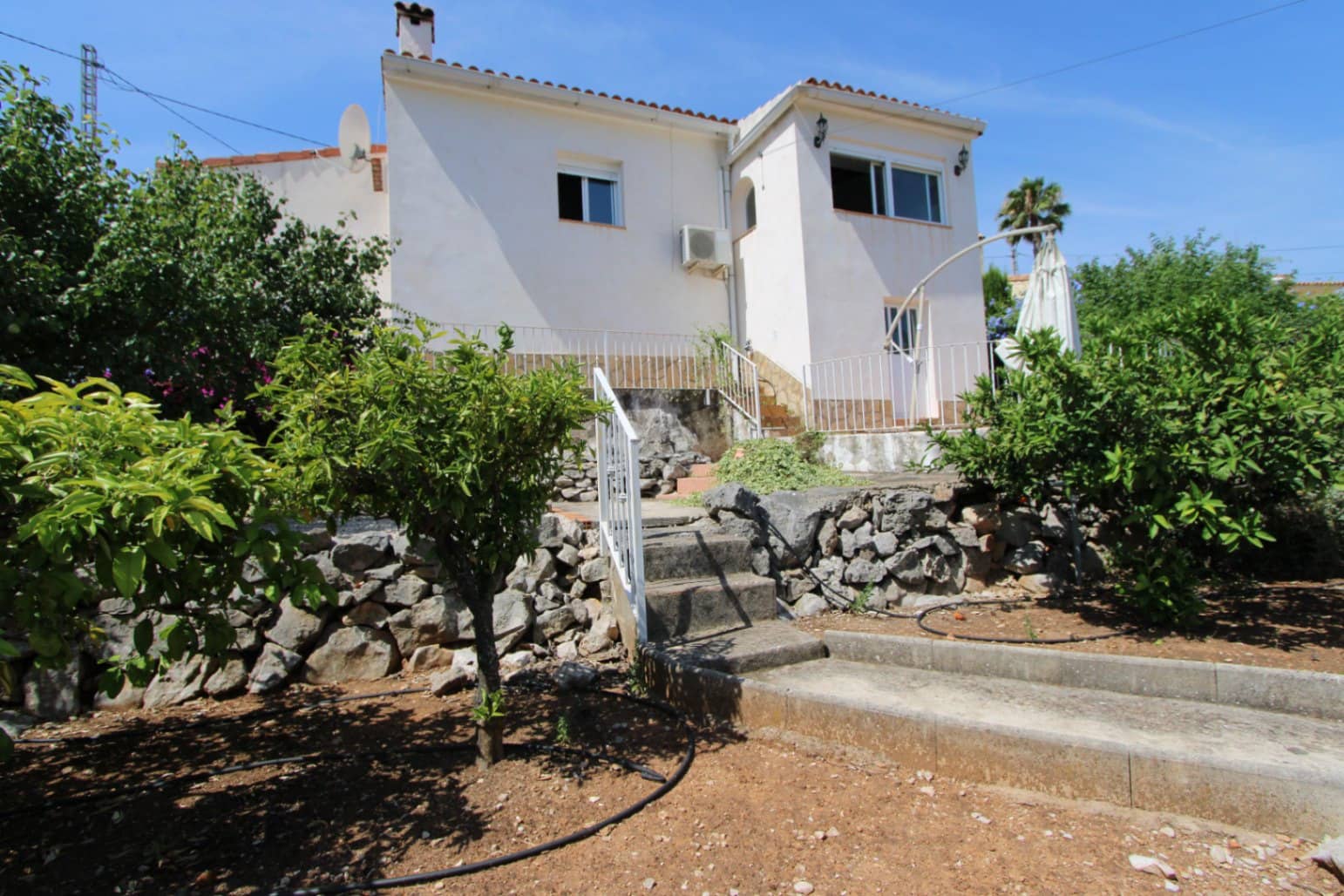 Chalet de 3 habitaciones en Orba en venta con garaje - 259.000 € (Ref: 10014330)