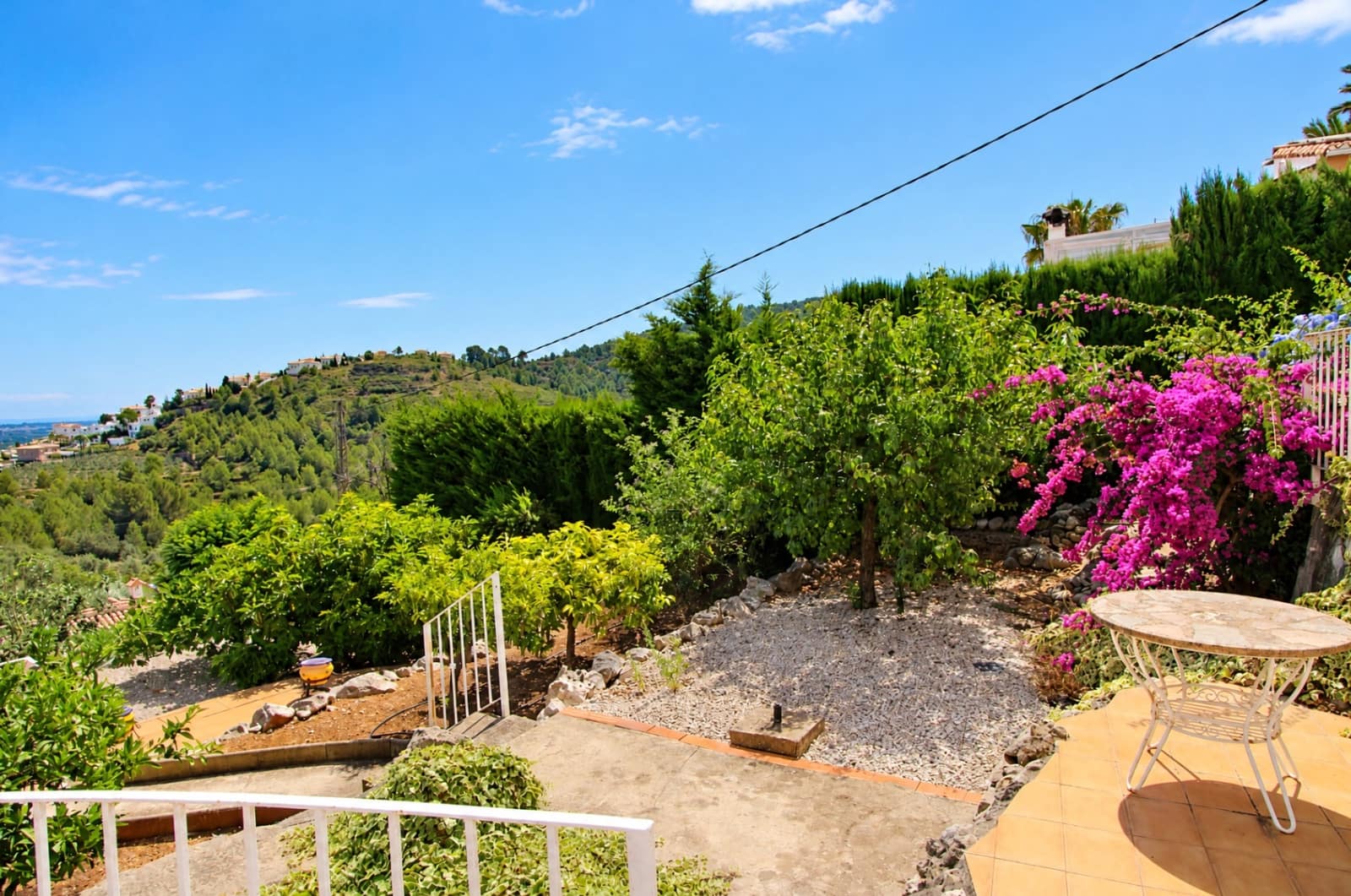 3 bedroom Villa for sale in Orba with garage - € 259,000 (Ref: 10014330)