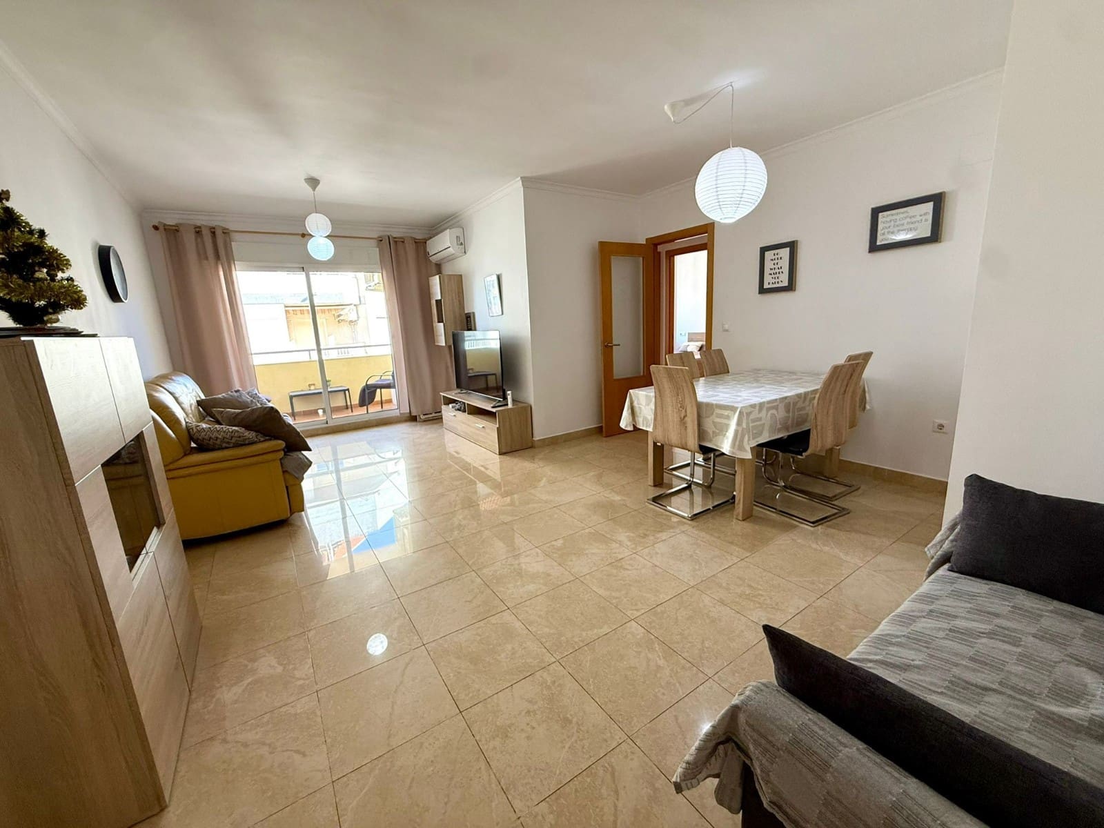 3 slaapkamer Appartement te koop in Denia - € 285.000 (Ref: 10014331)