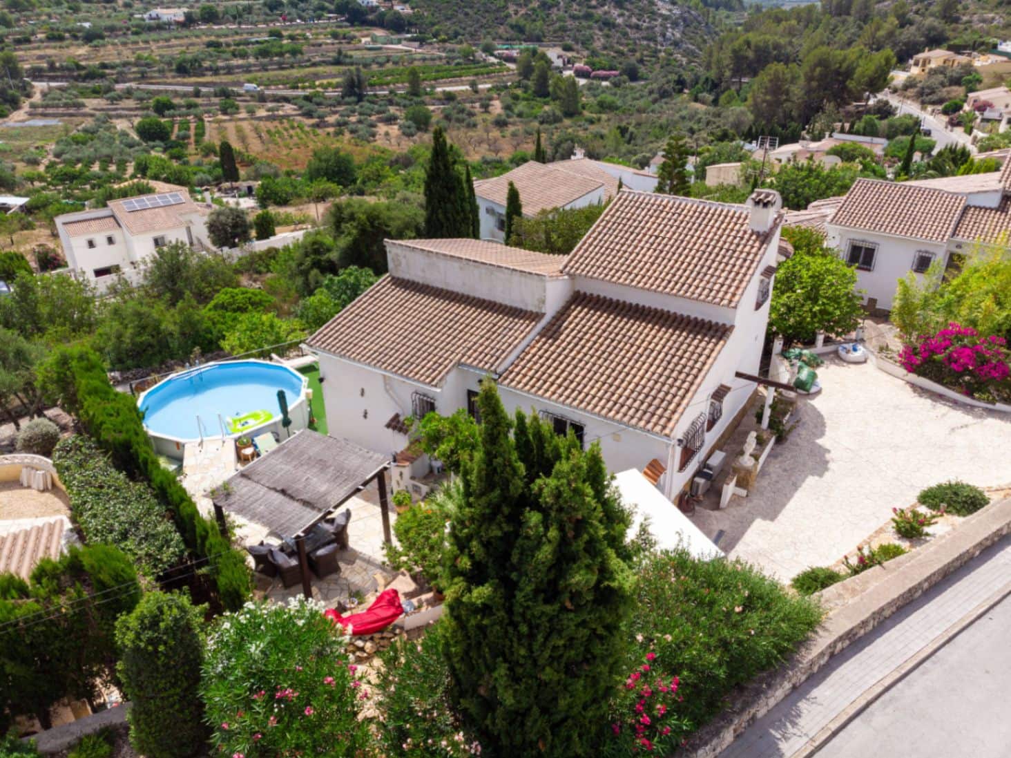 Chalet de 3 habitaciones en Alcalalí / Alcanalí en venta con piscina garaje - 390.000 € (Ref: 10014332)