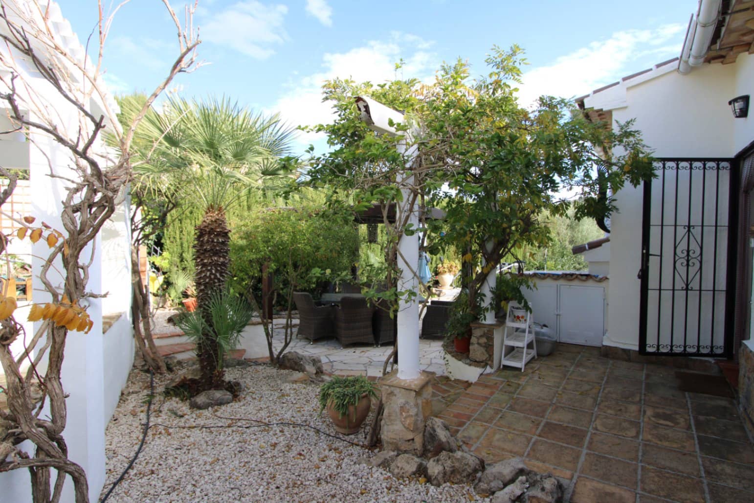 Chalet de 3 habitaciones en Alcalalí / Alcanalí en venta con piscina garaje - 390.000 € (Ref: 10014332)