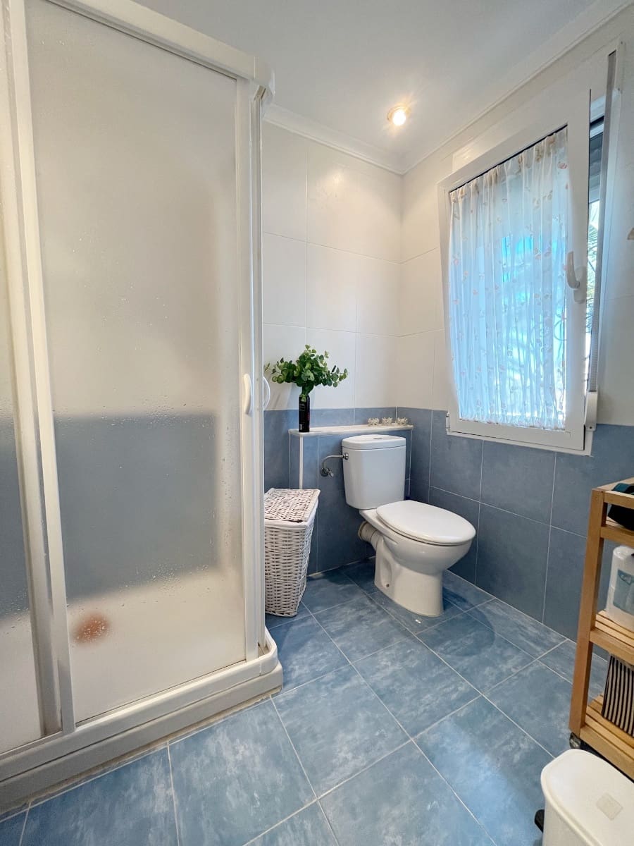 Casa de 3 habitaciones en Dénia en venta con piscina - 314.000 € (Ref: 10014336)