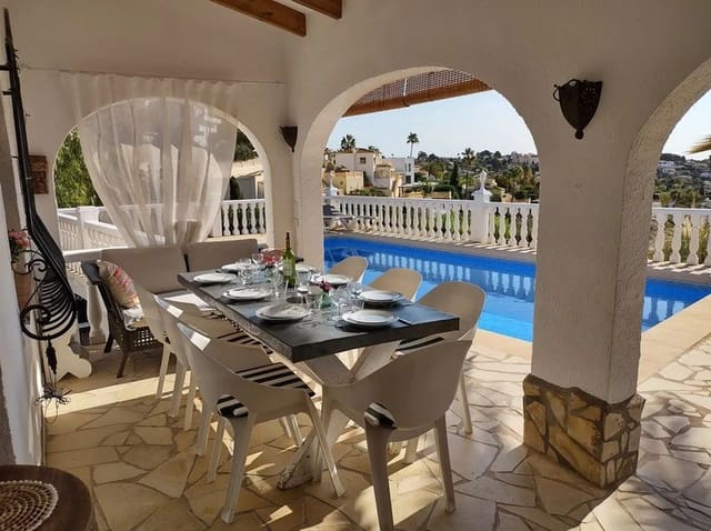 Chalet de 4 habitaciones en Benissa en venta - 695.000 € (Ref: 10014342)