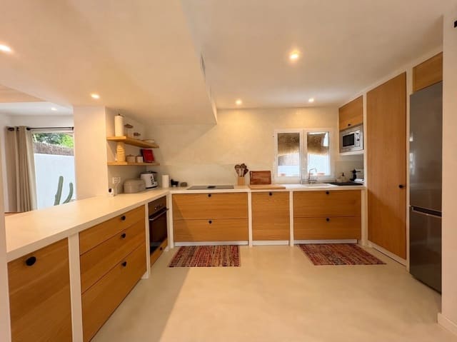 3 bedroom Semi-detached Villa for sale in Las Marinas / Les Marines, Dénia - € 749,000 (Ref: 10014343)