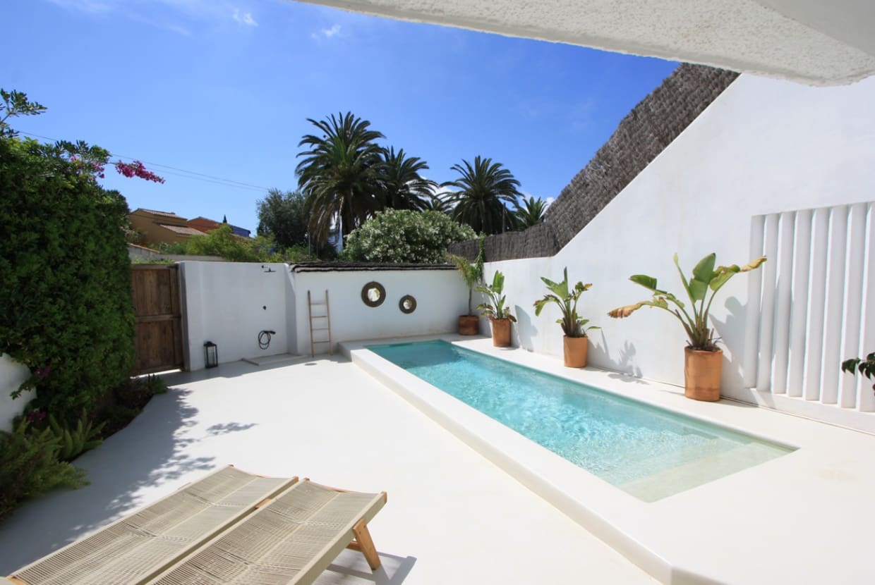3 bedroom Semi-detached Villa for sale in Denia - € 749,000 (Ref: 10014343)