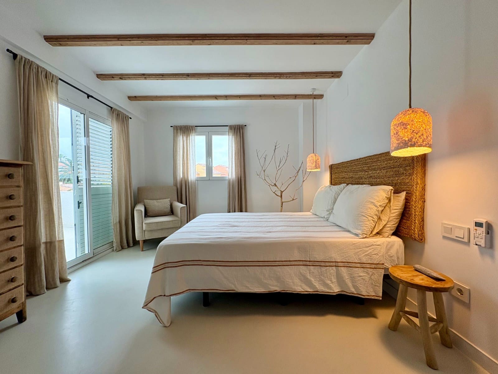 3 bedroom Semi-detached Villa for sale in Denia - € 749,000 (Ref: 10014343)