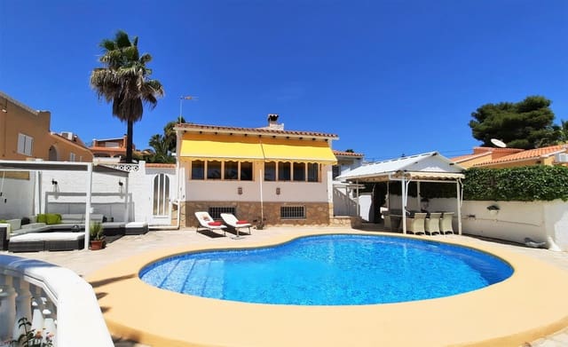 Chalet de 3 habitaciones en Moraira, Teulada-Moraira en venta - 895.000 € (Ref: 10014345)