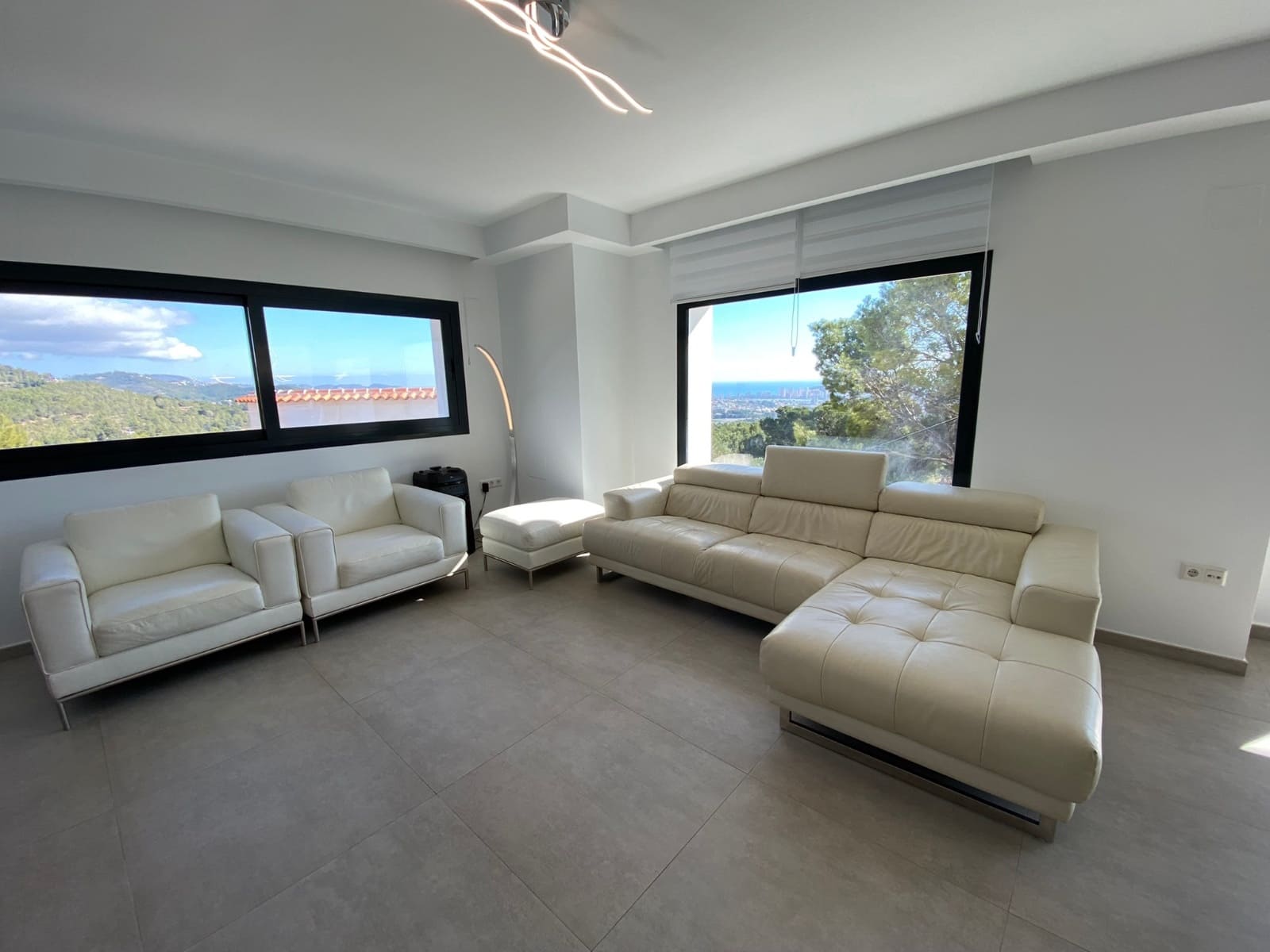 4 soveværelse Villa til salg i Calpe / Calp - € 900.000 (Ref: 10014346)