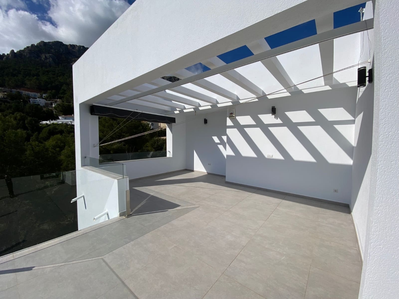 4 soveværelse Villa til salg i Calpe / Calp - € 900.000 (Ref: 10014346)