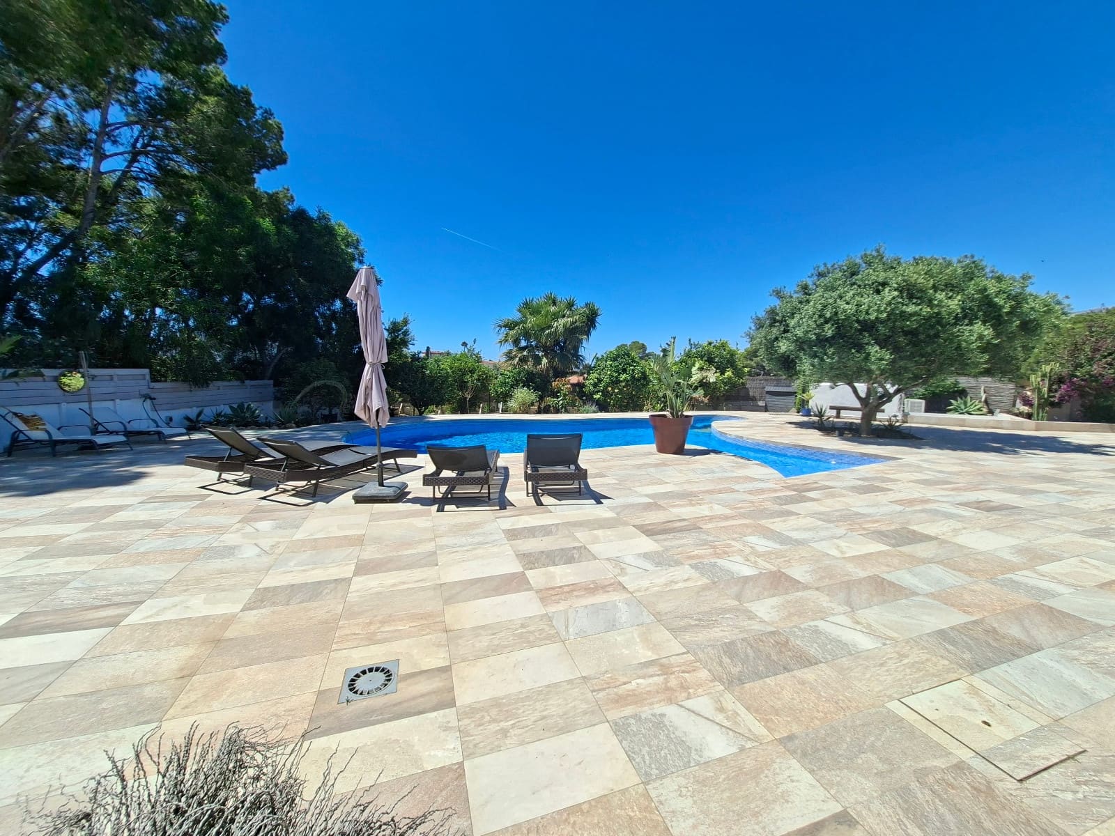 5 chambre Villa/Maison à vendre à Calpe / Calp avec piscine - 790 000 € (Ref: 10034369)