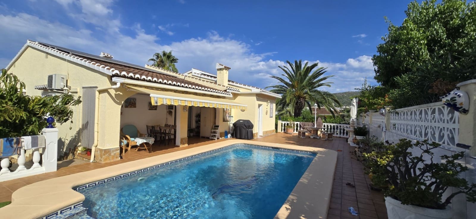 3 Zimmer Villa zu verkaufen in Orba mit Pool Garage - 490.000 € (Ref: 10086355)
