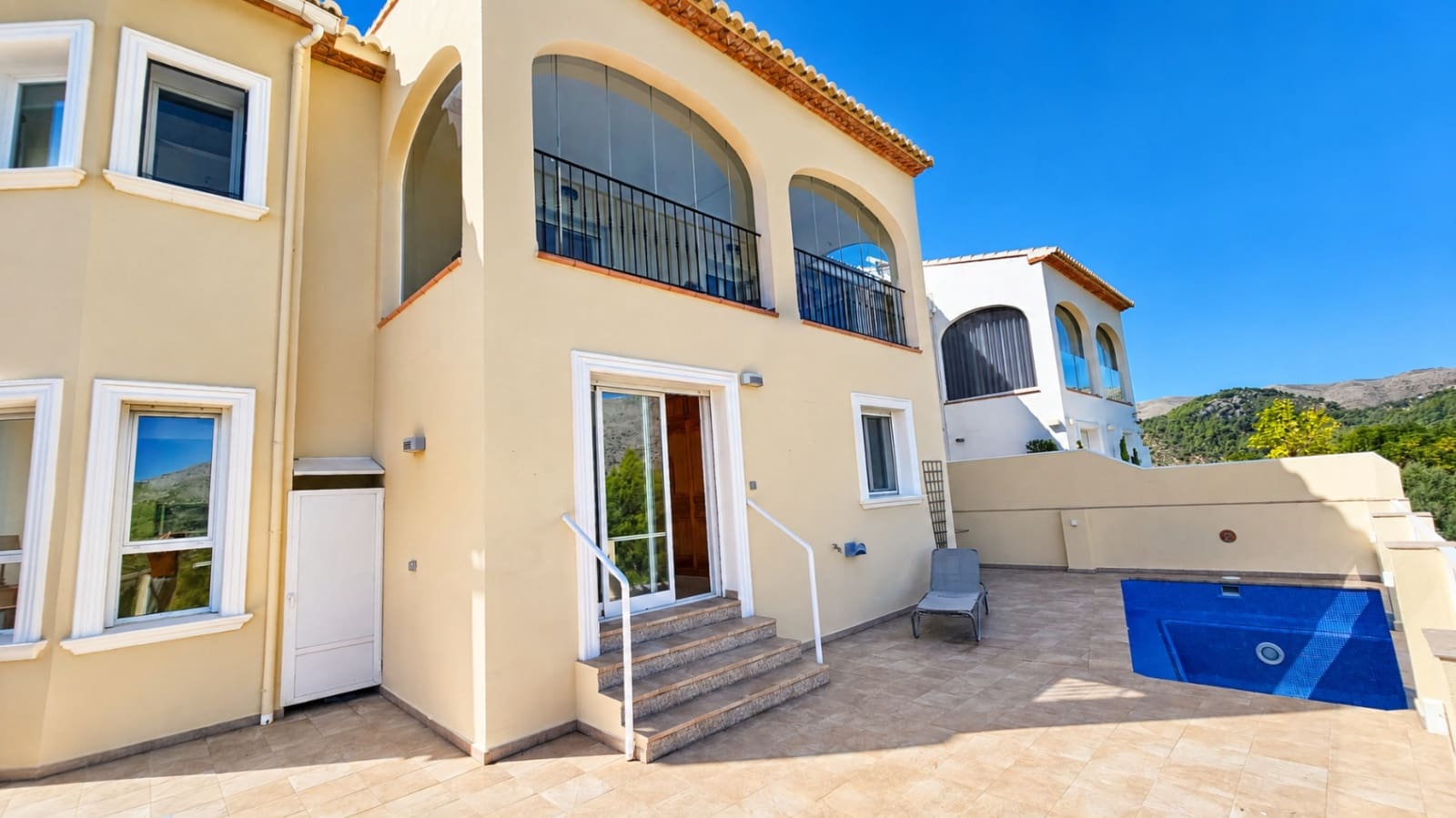 5 Zimmer Villa zu verkaufen in Vall de Laguart mit Pool Garage - 365.000 € (Ref: 10130533)