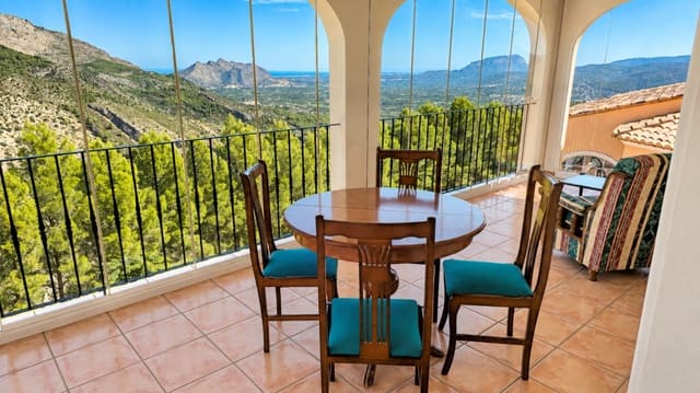 5 Zimmer Villa zu verkaufen in Vall de Laguart mit Pool Garage - 365.000 € (Ref: 10130533)