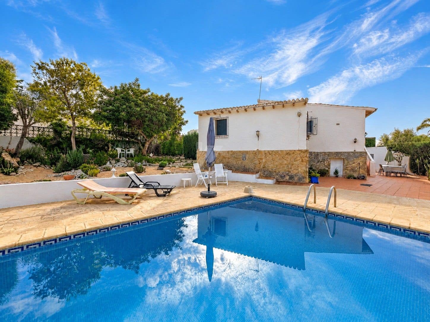 3 soveværelse Villa til salg i Moraira med swimmingpool garage - € 620.000 (Ref: 10172458)