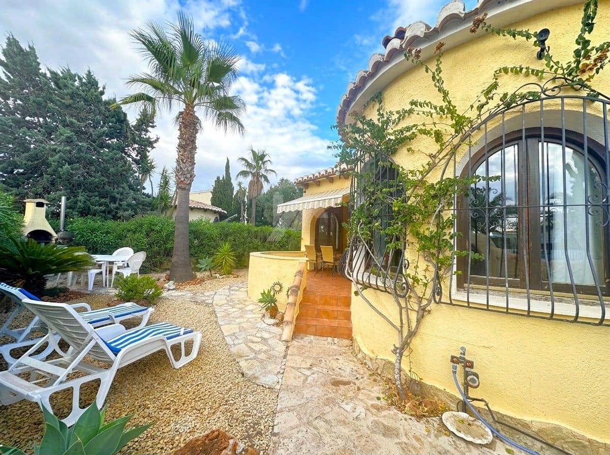 2 soveværelse Bungalow til salg i Cumbre del Sol med swimmingpool - € 355.000 (Ref: 10172459)