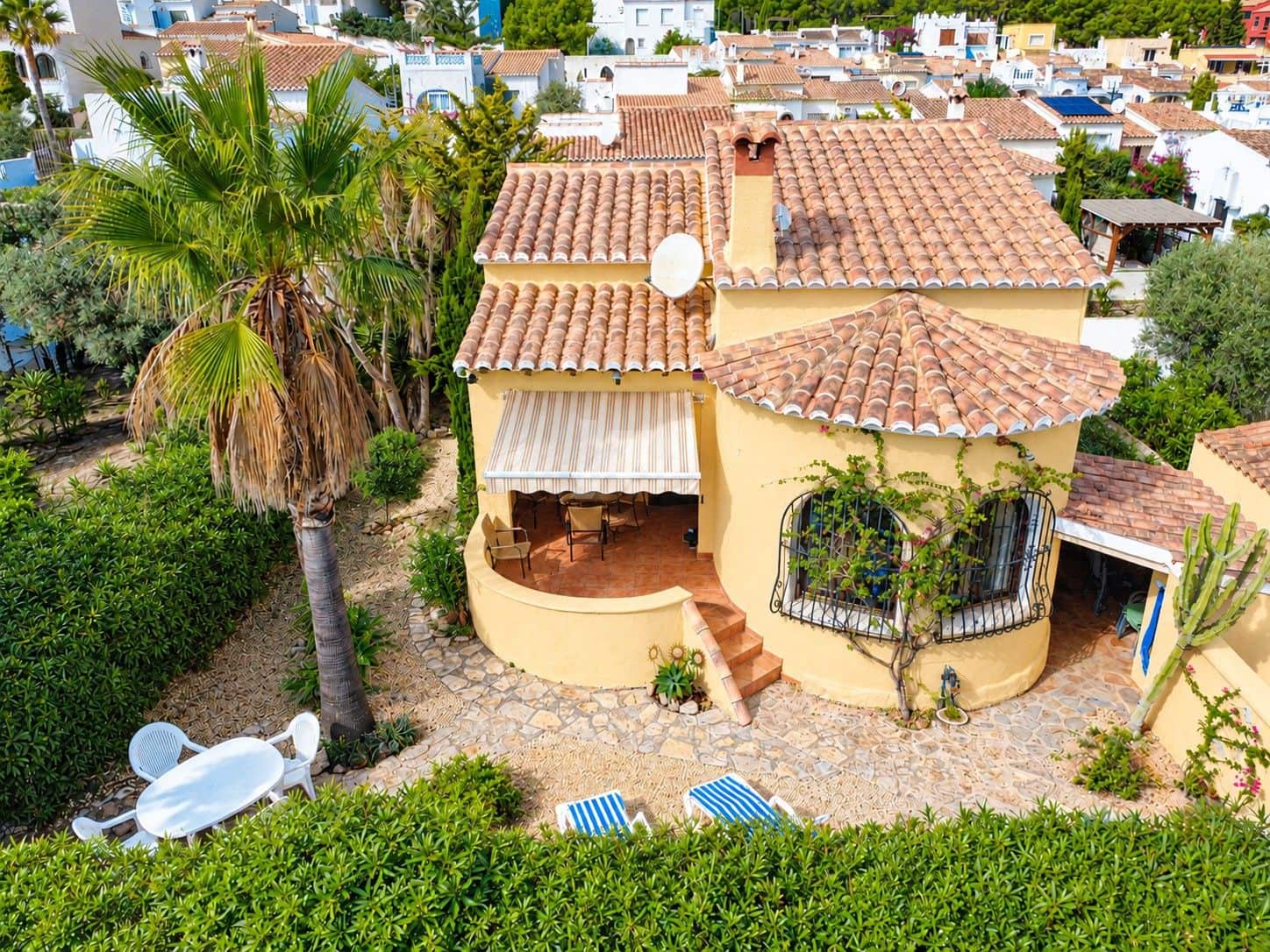 2 soveværelse Bungalow til salg i Cumbre del Sol med swimmingpool - € 355.000 (Ref: 10172459)