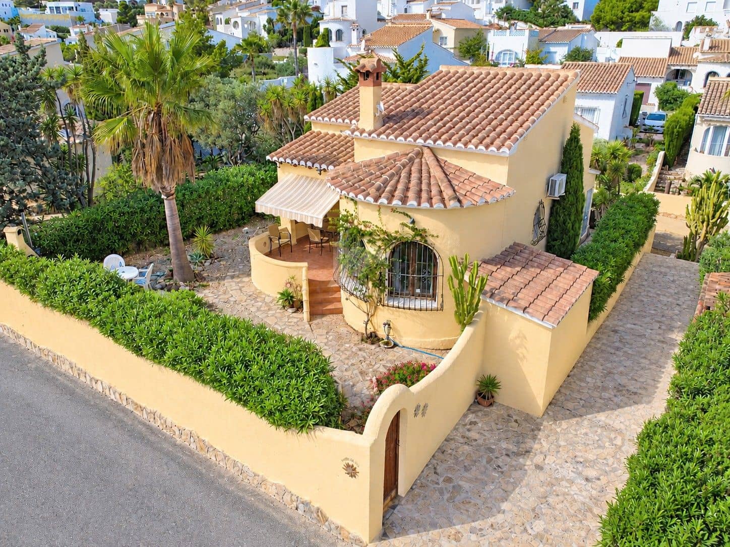 2 soveværelse Bungalow til salg i Cumbre del Sol med swimmingpool - € 355.000 (Ref: 10172459)