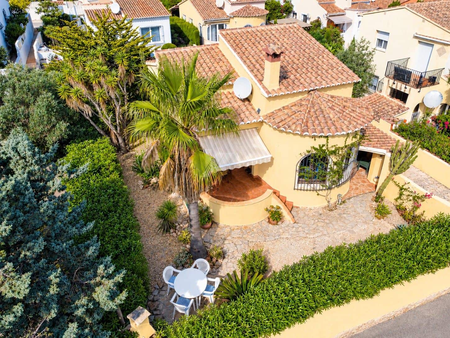 2 soveværelse Bungalow til salg i Cumbre del Sol med swimmingpool - € 355.000 (Ref: 10172459)